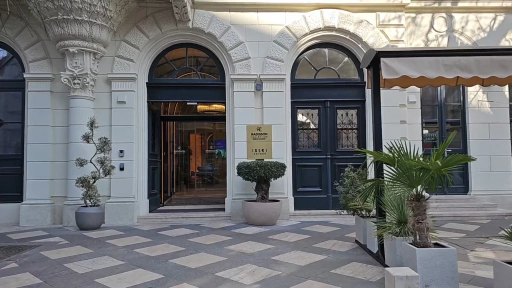 Radisson collection Basilica Budapest hotel entrance