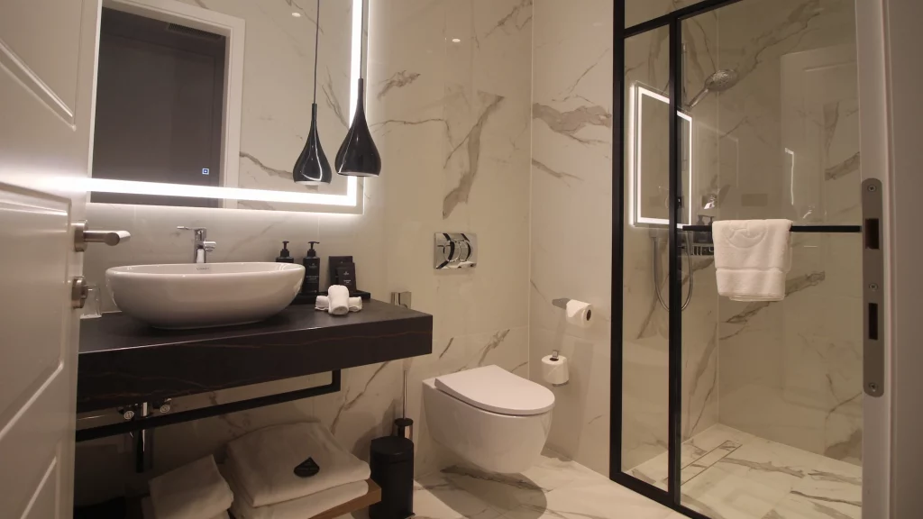 Radisson collection Budapest hotel bathroom