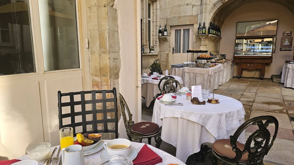 breakfast at the 5* hotel Le Cep in Beaune, Burgundy