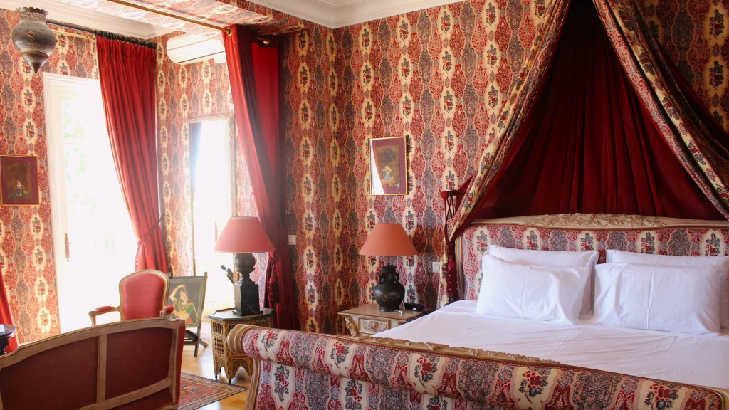 Stay in Margaux at one of these bedrooms or take a day trip from Bordeaux