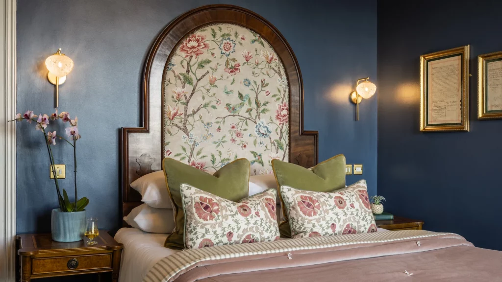 The Harbourview Hotel - Carnlough where to stay on the Causeway Coastal Route