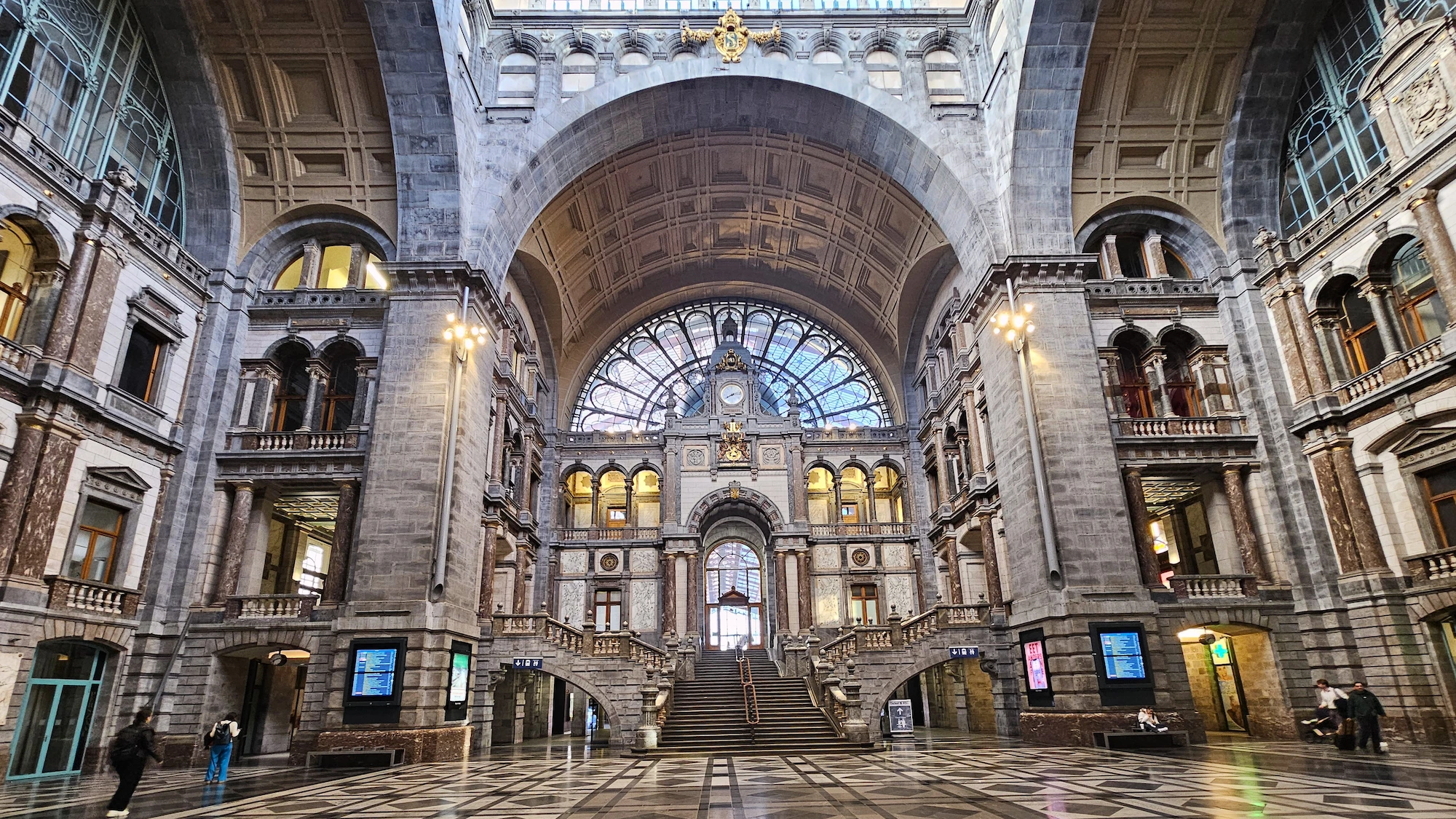 Which is the Best City in Belgium to Vist? And Why is the Answer Antwerp?